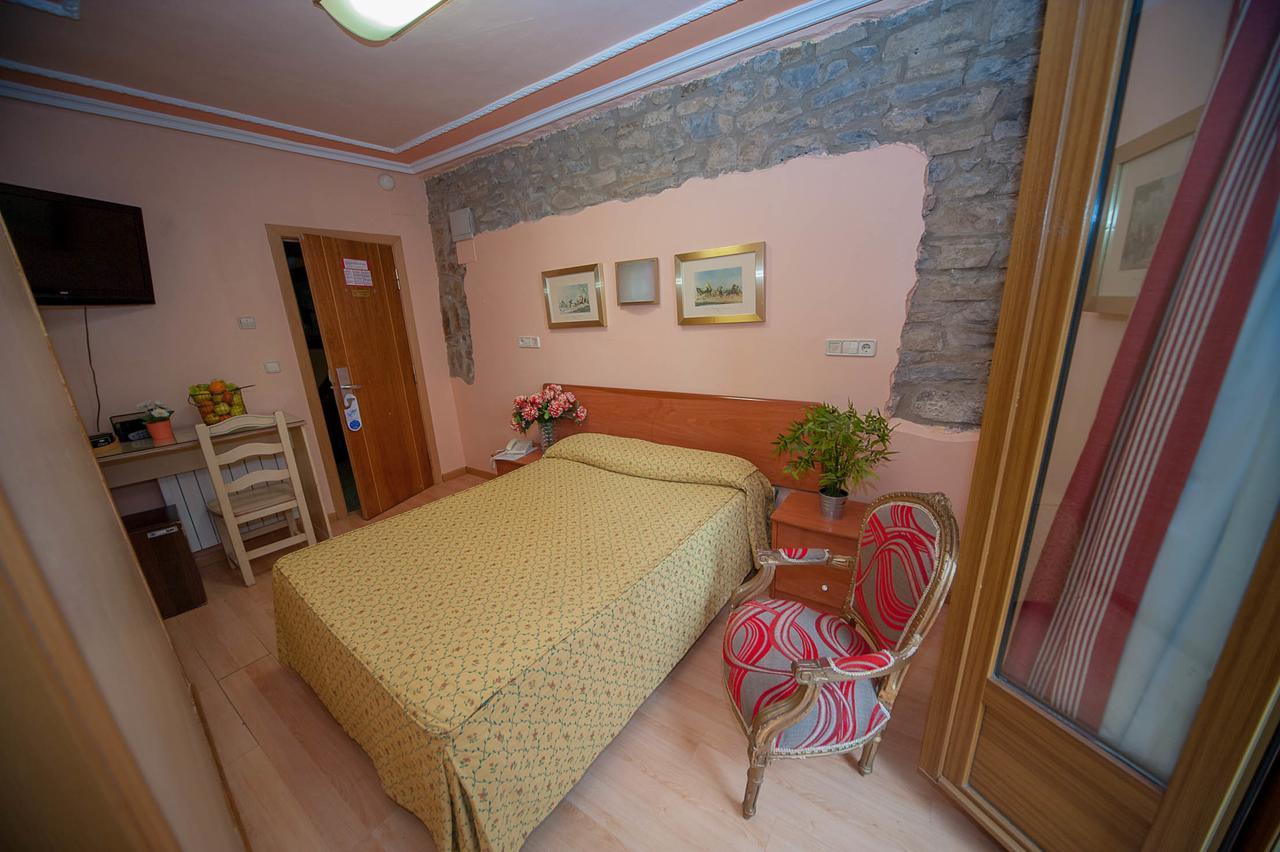 Hotel Mur Jaca Exteriér fotografie